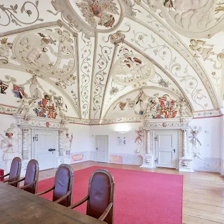Schloss Weinberg