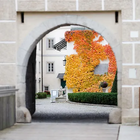 Hotel Schloss Weinberg Kefermarkt