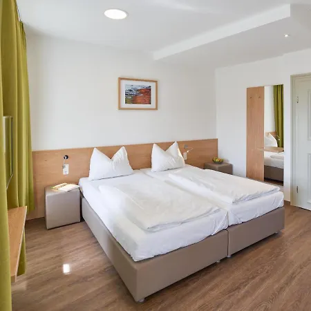 Hotel Schloss Weinberg